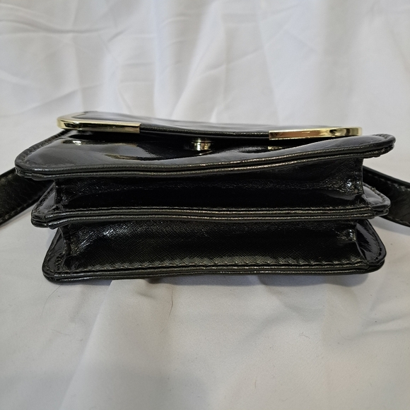 Nine West | Dark green mini purse with long strap & gold details - Picture 12 of 16